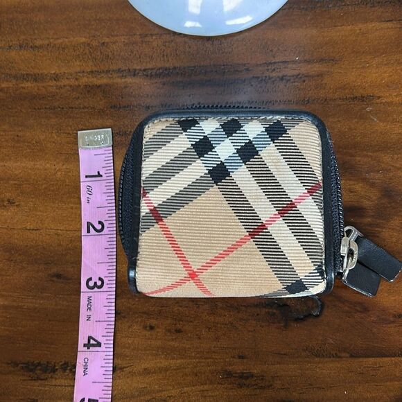 Burberry small double zipper wallet impeccable - Picture 9 of 9